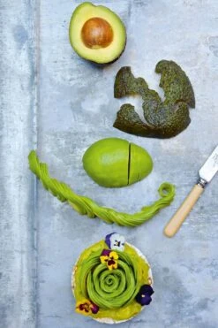 The Avocado Book 13 The Avocado Book -Køkkengrej Discountbutik 3990 00686eec d40d 4d7f 90c0 96ec8620b9cb