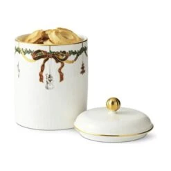 Royal Copenhagen Stjerne Riflet Jul Krukke M. Låg 11 Royal Copenhagen Stjerne Riflet Jul Krukke M. Låg -Køkkengrej Discountbutik 3990 00bfbfdf c830 446f 9a7d 8dd0ab1019af