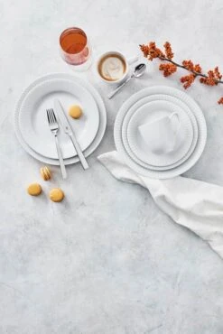 Lyngby Porcelæn Rhombe Middagstallerken 9 Lyngby Porcelæn Rhombe Middagstallerken -Køkkengrej Discountbutik 3990 091ffe37 7782 4ec5 ac0c 8251cafaf8f0