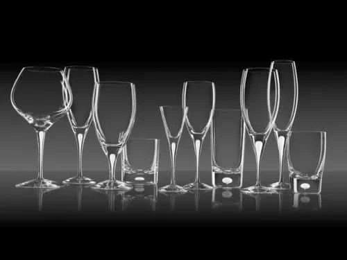 Orrefors Intermezzo Blue Martiniglas 4 Orrefors Intermezzo Blue Martiniglas - Billede 2