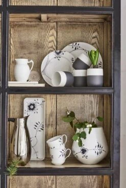 Royal Copenhagen Hvid Riflet Kande 9 Royal Copenhagen Hvid Riflet Kande -Køkkengrej Discountbutik 3990 11309971 1708 416a 9ab2 ec4f37416e4b