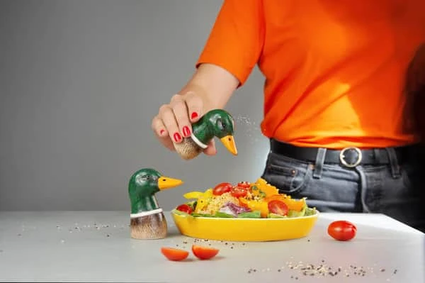 Spicy Ducks Salt- Og Peber-dispenser 4 Spicy Ducks Salt- Og Peber-dispenser - Billede 2