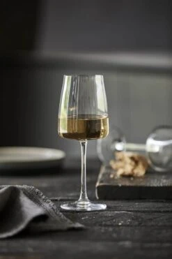 Lyngby Glas Zero Hvidvinsglas - 4 Stk. 8 Lyngby Glas Zero Hvidvinsglas - 4 Stk. -Køkkengrej Discountbutik 3990 20983dd7 80e8 4b60 8d1d 0a46c36ec4d7