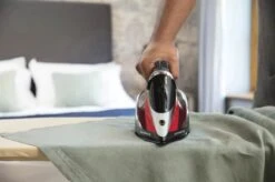 Russell Hobbs One Temperature Dampstrygejern -Køkkengrej Discountbutik 3990 2f083dec 00b3 412b abb4 35f49392a032