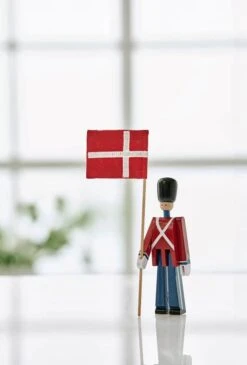 Kay Bojesen Fanebærer - Mini -Køkkengrej Discountbutik 3990 41ac4e85 1906 470b 953d 71cb84c00613