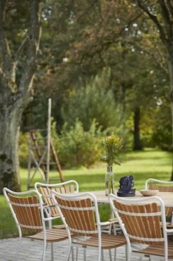 Marguerit Havemøbelsæt - 1 Bord Og 8 Stole -Køkkengrej Discountbutik 3990 4831d79b a694 4dc0 ae44 f3391a6423a6