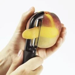 OXO Good Grips Skrællekniv 7 OXO Good Grips Skrællekniv -Køkkengrej Discountbutik 3990 7269284b 21e6 4ea8 a61b 1feaf1309b4c