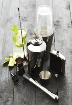 Cocktailshaker 7 Cocktailshaker -Køkkengrej Discountbutik 3990 7fe785c4 83f5 47e9 894e ad6b57aeb97c