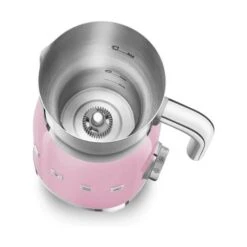 Smeg 50's Style Mælkeskummer MFF01PKEU -Køkkengrej Discountbutik 3990 81724dbe 7ef1 4b4a 8d1d 8a49ee79ca48