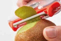 Joseph Joseph Tri-Peeler 3-i-1 Skræller -Køkkengrej Discountbutik 3990 83c033d4 fafd 4383 a6d7 91af75ee9562