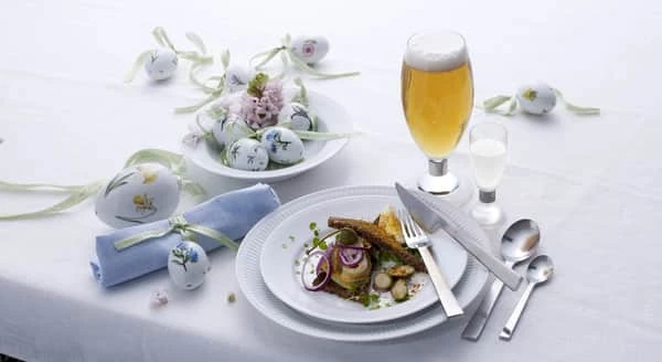 Royal Copenhagen Hvid Riflet Middagstallerken 4 Royal Copenhagen Hvid Riflet Middagstallerken - Billede 2