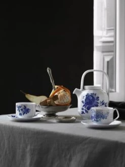 Royal Copenhagen Blomst Kop M. Underkop - Syren -Køkkengrej Discountbutik 3990 881f4eba 9159 4e72 9073 c7d644076061