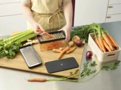 RIG TIG Grate-It Rivejern Med Beholder 8 RIG TIG Grate-It Rivejern Med Beholder -Køkkengrej Discountbutik 3990 9af63ced 28fa 417c b439 1ea0bb2f0b70