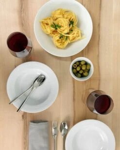 Royal Copenhagen Hvid Riflet Pastatallerken -Køkkengrej Discountbutik 3990 c4695ece e551 4ba8 bdf8 584e983944b5