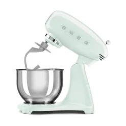 Smeg 50's Style Køkkenmaskine SMF03WHEU -Køkkengrej Discountbutik 3990 d9884add 6520 40de adcd 9ea601085b3f