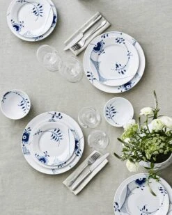 Royal Copenhagen Blå Mega Riflet Desserttallerken #2 -Køkkengrej Discountbutik 3990 e9213876 2382 44ed 8883 8e141558687d