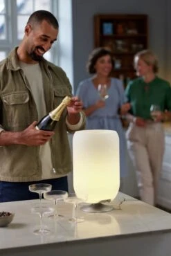 Atmos By Jacob Jensen Lampe 9 Atmos By Jacob Jensen Lampe -Køkkengrej Discountbutik 3990 eaf138c4 5edd 4df4 84b8 df6779cfdd00