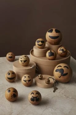 Spring Copenhagen Figur Emotion - Hug 7 Spring Copenhagen Figur Emotion - Hug -Køkkengrej Discountbutik 3990 ec5cdf2b 5f72 46db 8b87 1fbf7368fa47