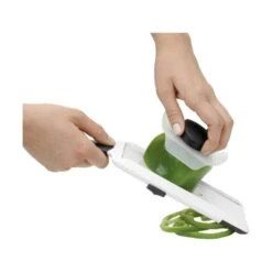 OXO Good Grips Mandolinjern -Køkkengrej Discountbutik 3990 f44d4a66 b9e5 4b7c b68e 5189894849fa