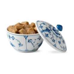Royal Copenhagen Musselmalet Riflet Sukkerskål -Køkkengrej Discountbutik 3990 fa1e8a14 55f3 46bf 837b 0c7ebf65faa2